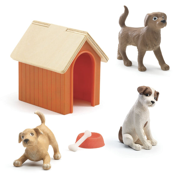 「ドッグ」という商品です。犬1匹と子犬2匹の人形セットです。お世話をするための犬小屋やエサ箱、骨付きです。